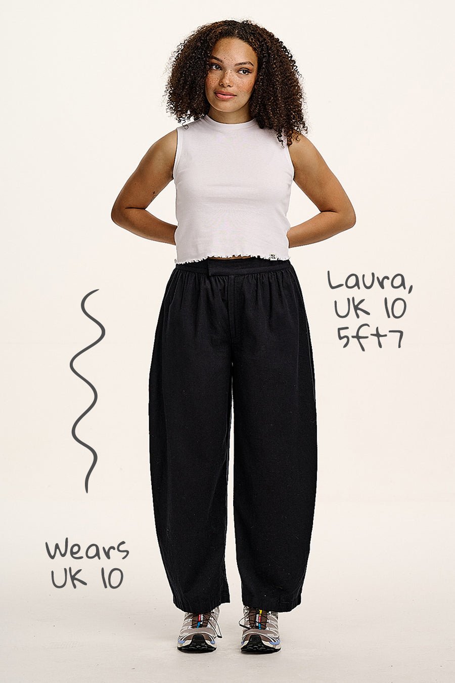 Beau - Barrel Leg Brushed Cotton Trousers in Black