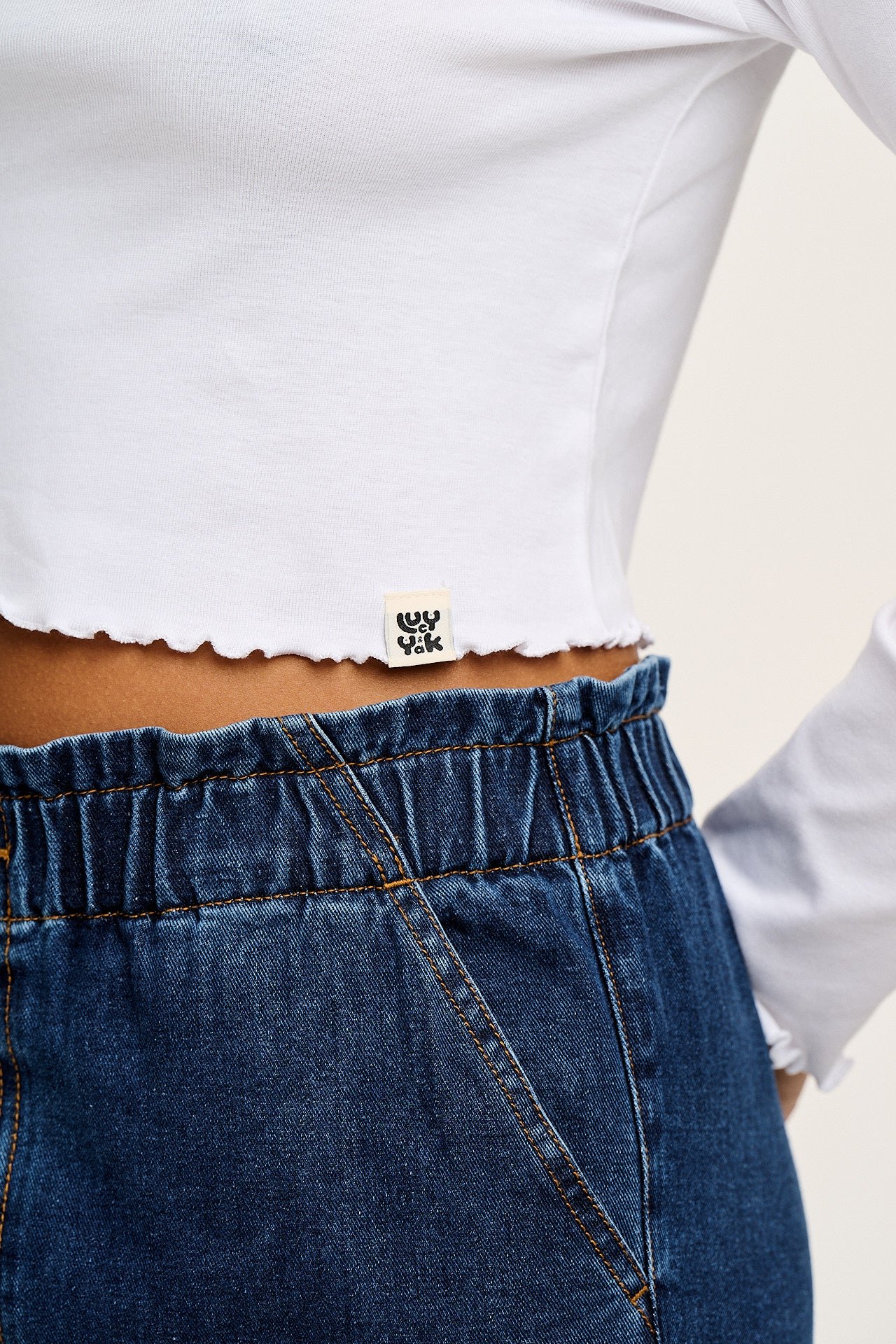 Hansel - Long Sleeve Cotton Crop Top in White - Image 2