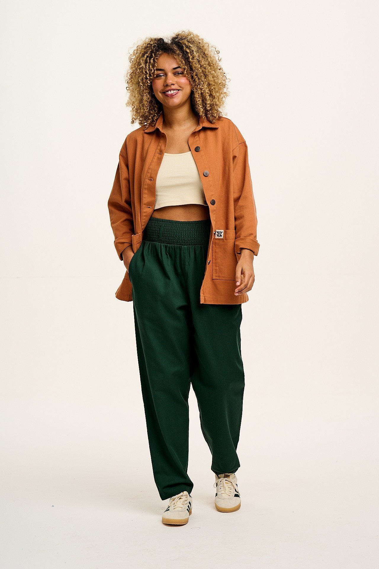 Alexa - Cotton Trousers in Posy Green - Image 8